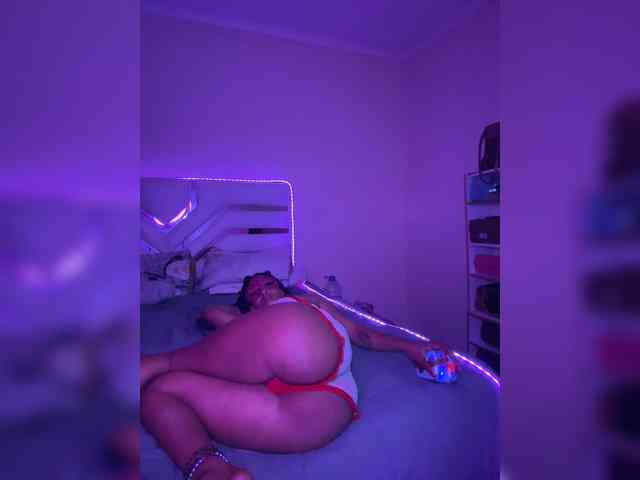 theCherrybomb webcam