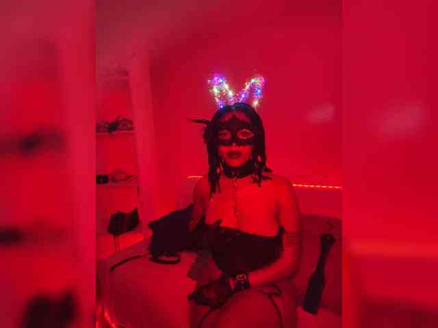 theCherrybomb webcam