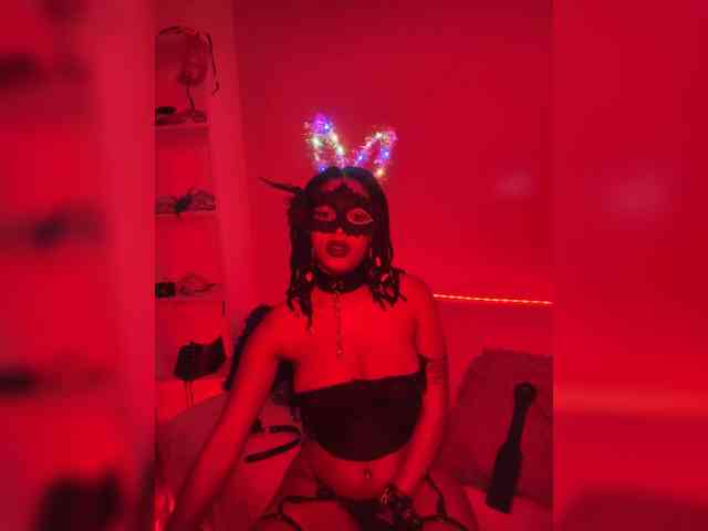 theCherrybomb webcam