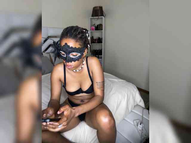 theCherrybomb webcam