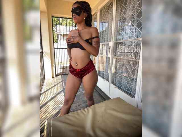 theCherrybomb webcam