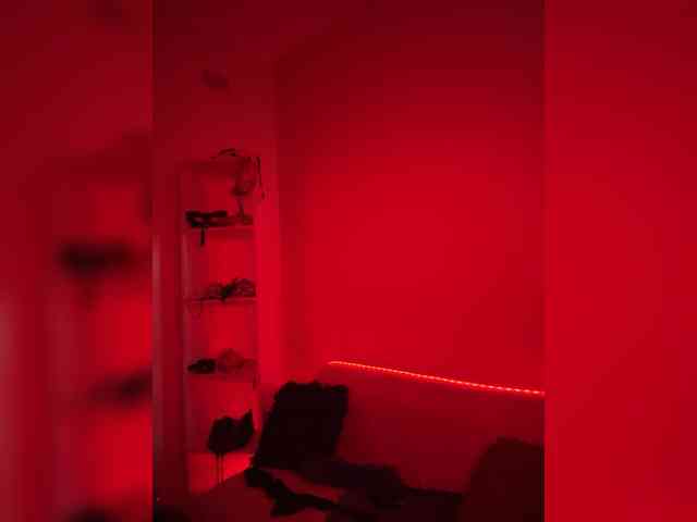 theCherrybomb webcam