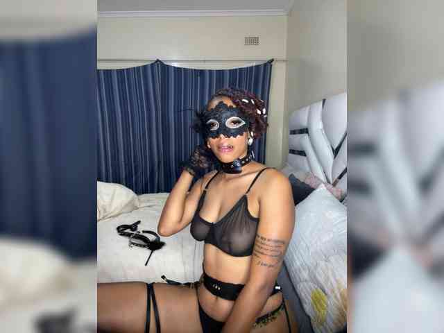 theCherrybomb webcam