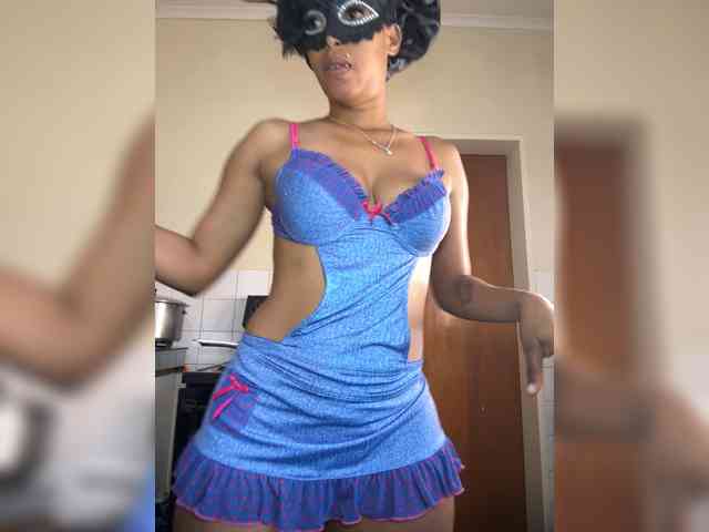 theCherrybomb webcam