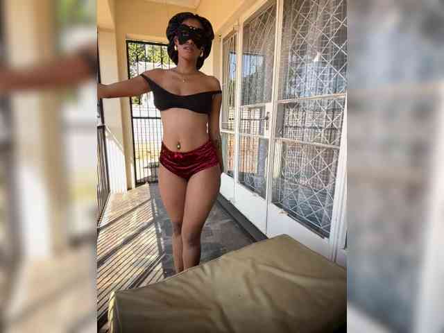 theCherrybomb webcam
