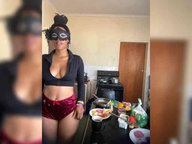 theCherrybomb webcam