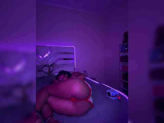 theCherrybomb webcam