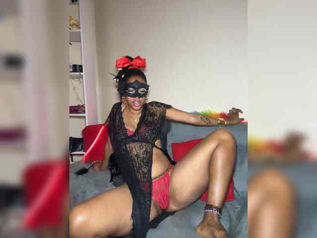 theCherrybomb webcam