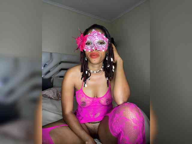 theCherrybomb webcam