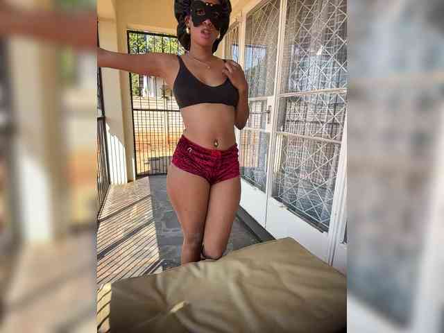 theCherrybomb webcam