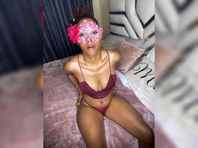 theCherrybomb webcam