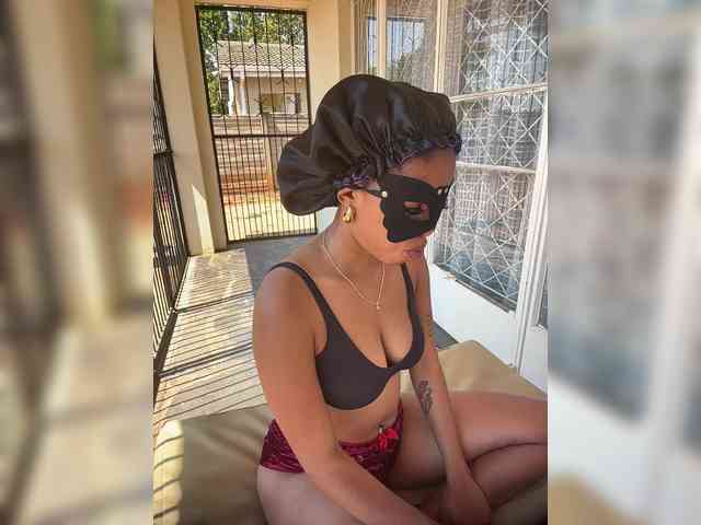 theCherrybomb webcam