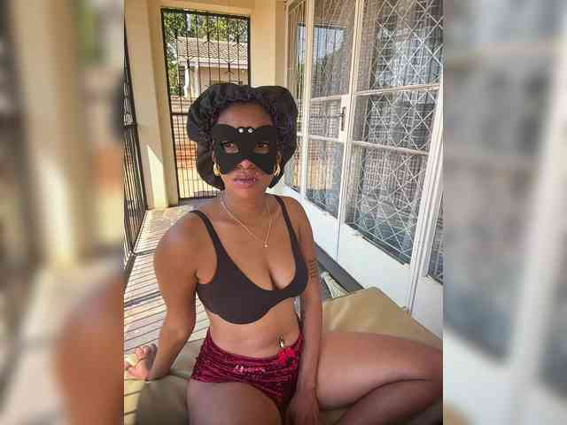 theCherrybomb webcam