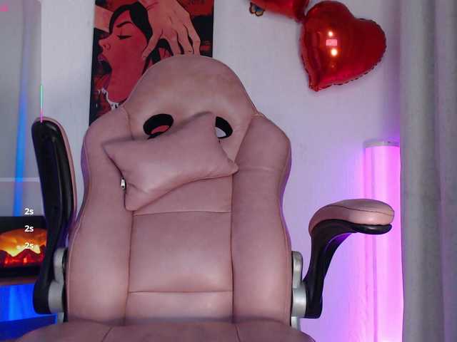 kiara-ebony live cam on BongaCams