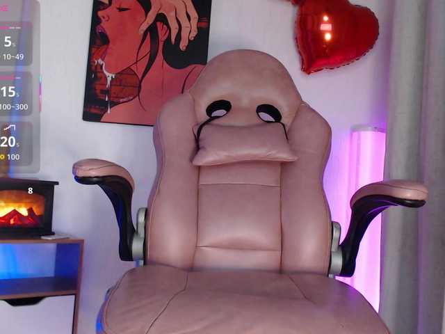 kiara-ebony live cam on BongaCams