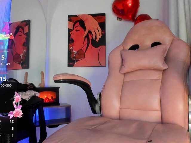 kiara-ebony live cam on BongaCams
