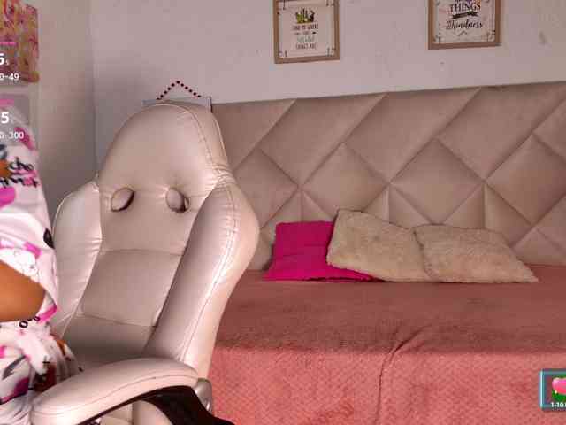 kiara-ebony webcam