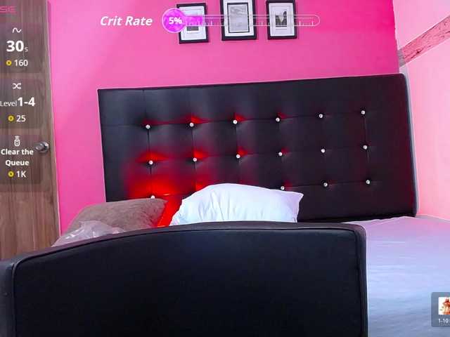 LittleHoney- live cam on BongaCams