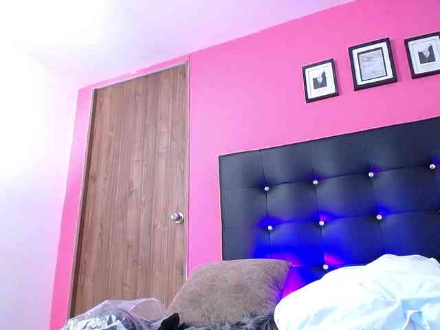 LittleHoney- webcam