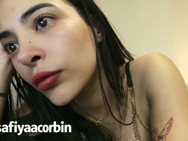 Safiyacorbin live webcam show