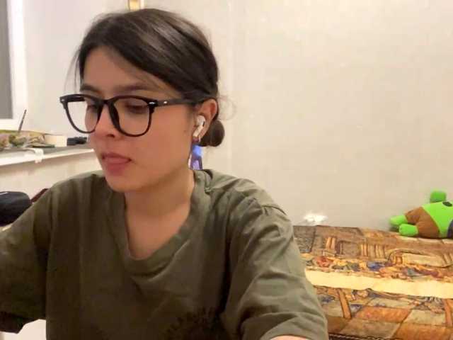 AltagraciaTrudics live cam on BongaCams