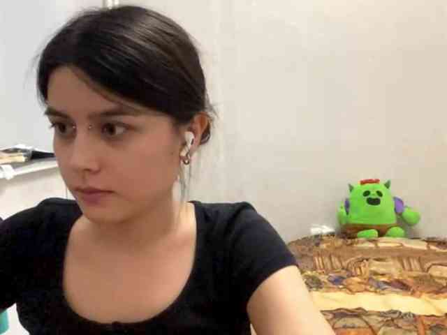 AltagraciaTrudics webcam