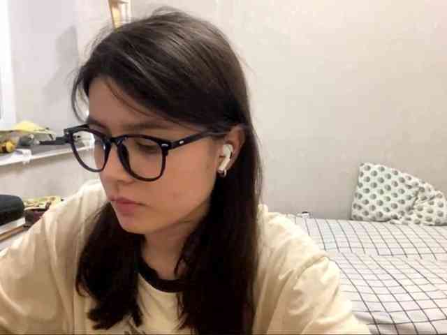 AltagraciaTrudics webcam
