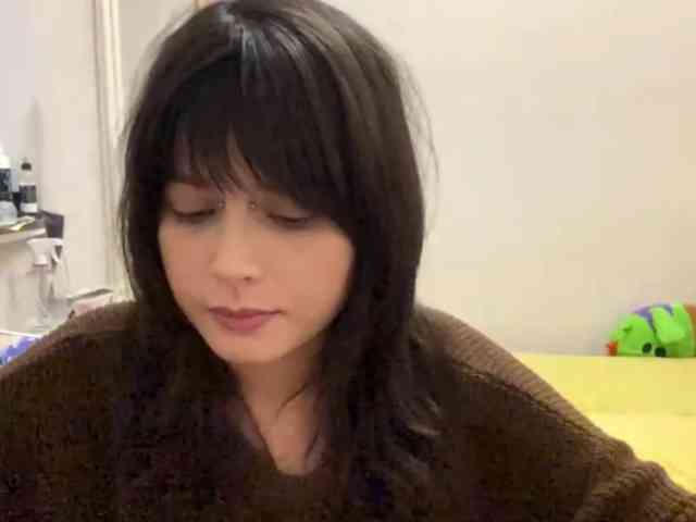 AltagraciaTrudics webcam