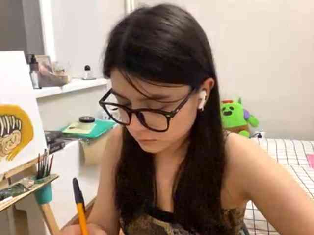 AltagraciaTrudics webcam