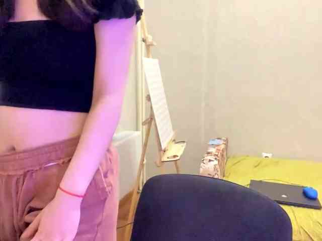 AltagraciaTrudics webcam