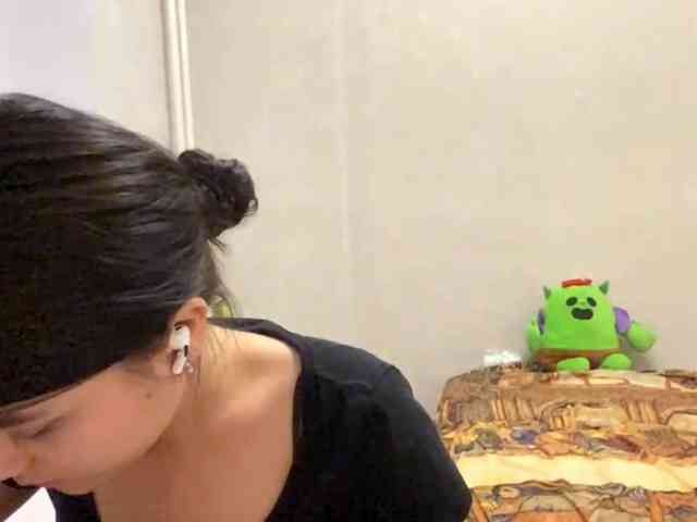 AltagraciaTrudics webcam