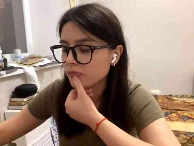 AltagraciaTrudics webcam