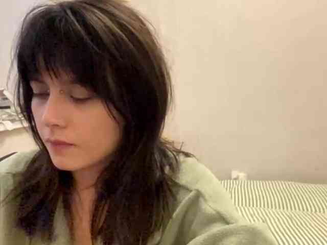 AltagraciaTrudics webcam