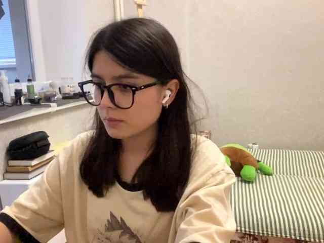 AltagraciaTrudics webcam