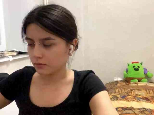 AltagraciaTrudics webcam