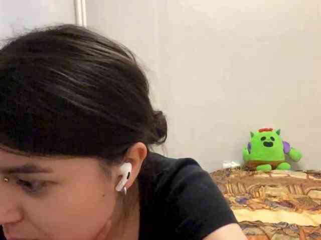 AltagraciaTrudics webcam