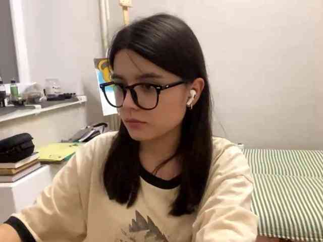 AltagraciaTrudics webcam