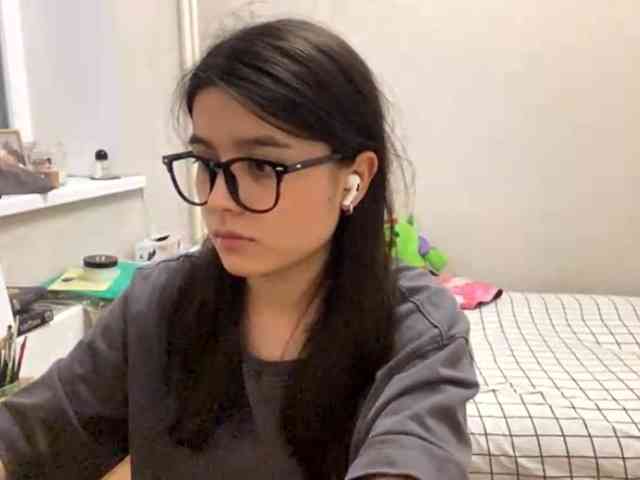 AltagraciaTrudics webcam