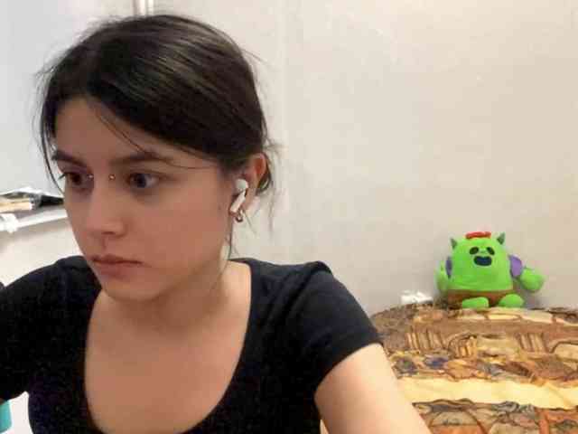 AltagraciaTrudics webcam