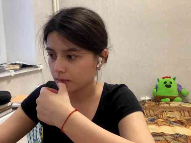 AltagraciaTrudics webcam