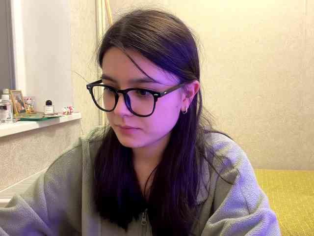 AltagraciaTrudics webcam