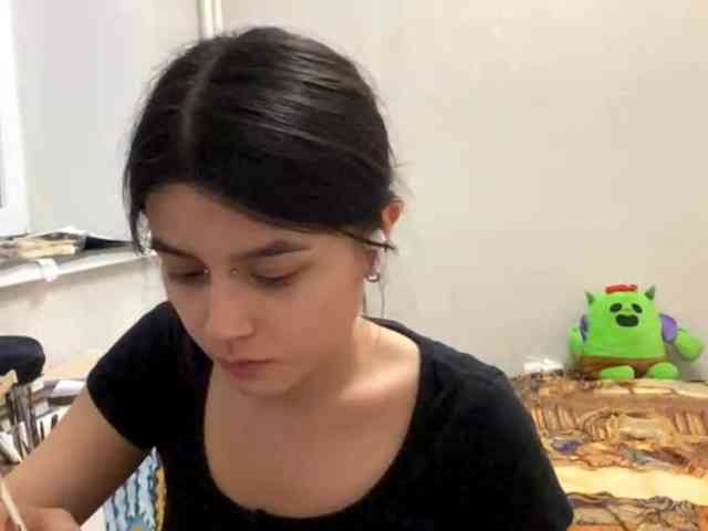 AltagraciaTrudics webcam