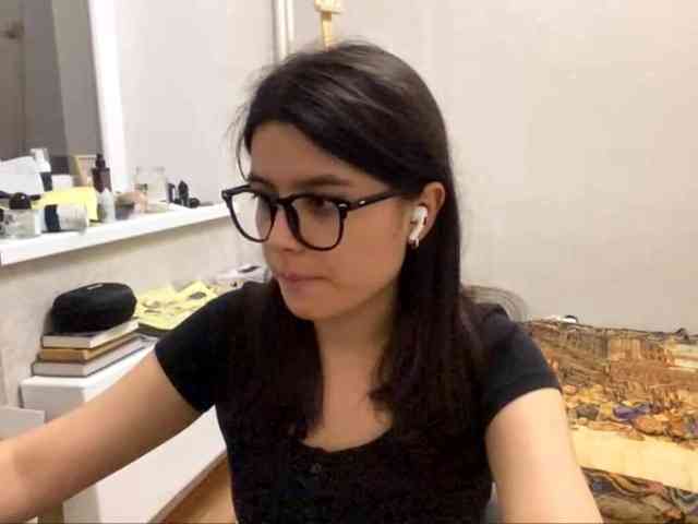 AltagraciaTrudics webcam