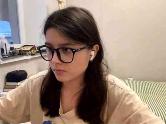AltagraciaTrudics webcam