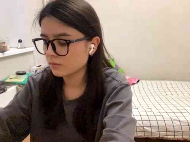 AltagraciaTrudics webcam