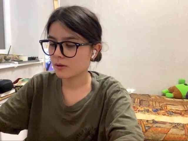 AltagraciaTrudics webcam
