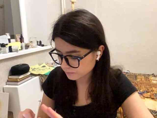 AltagraciaTrudics webcam