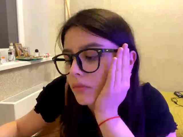 AltagraciaTrudics webcam