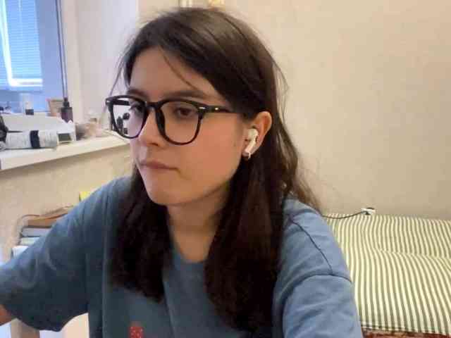 AltagraciaTrudics webcam