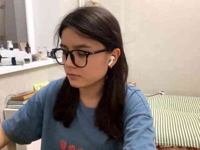 AltagraciaTrudics webcam